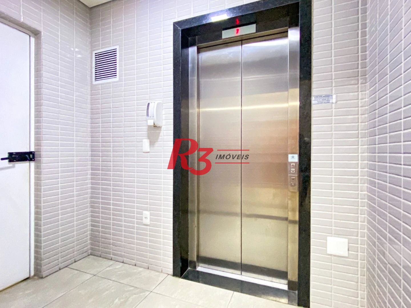 Apartamento com 1 dormitório para alugar, 54 m² por R$ 5.800,00/mês - Embaré - Santos/SP