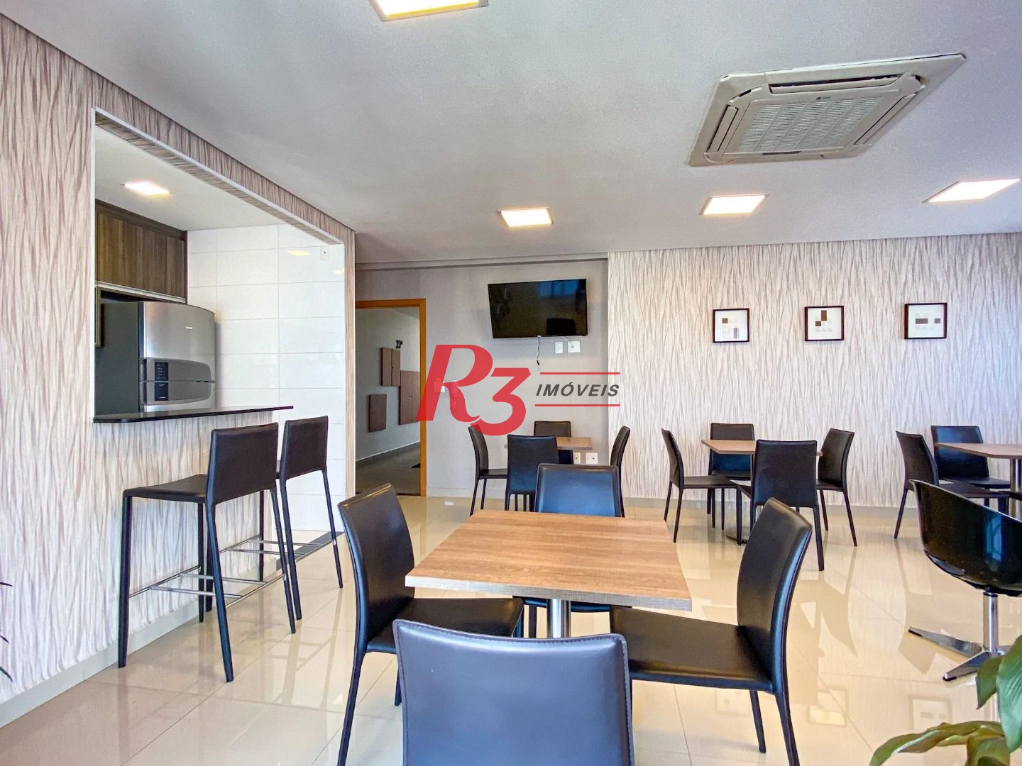 Apartamento com 1 dormitório para alugar, 54 m² por R$ 5.800,00/mês - Embaré - Santos/SP