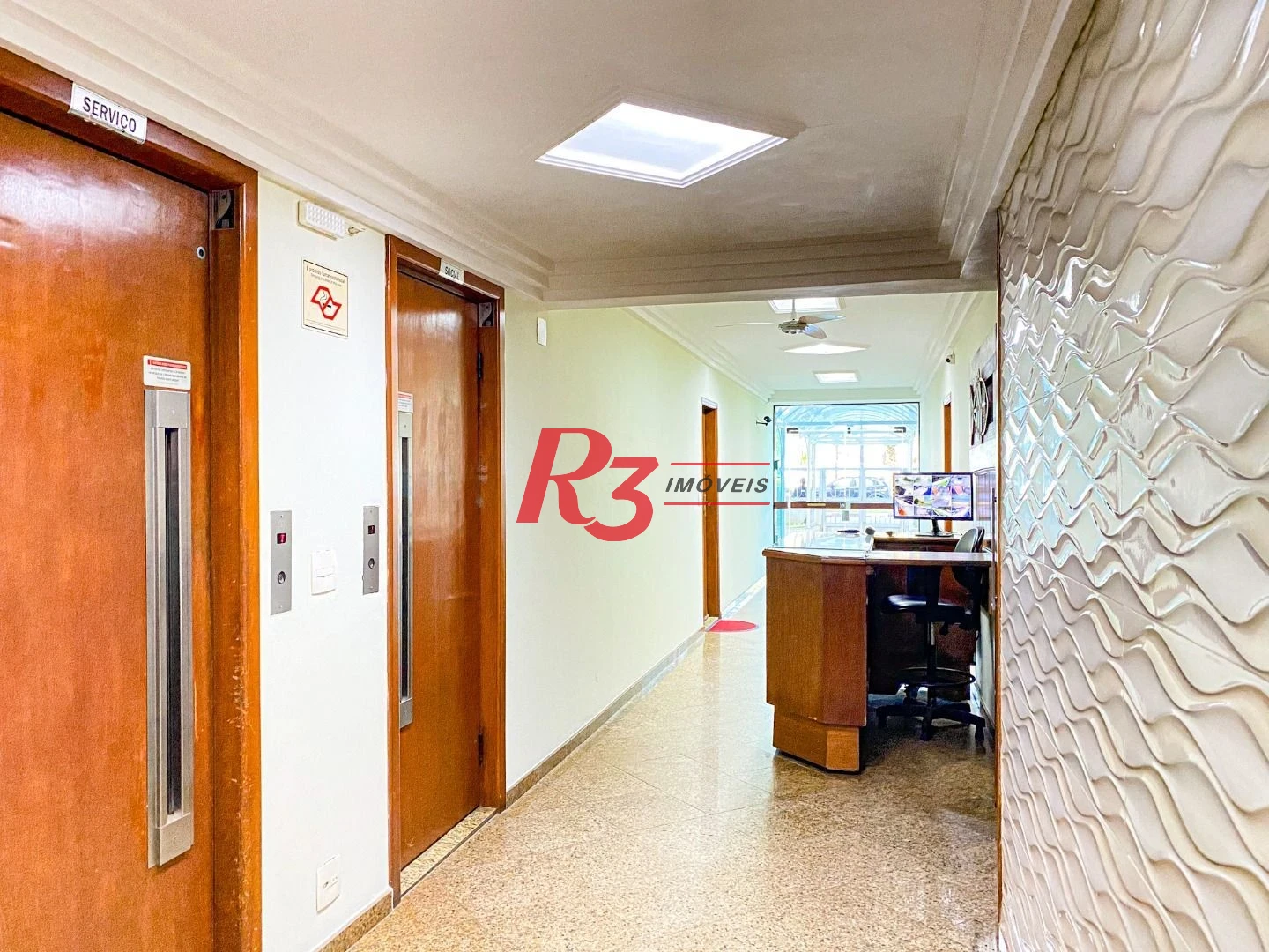 Apartamento com 1 dormitório à venda, 36 m² por R$ 300.000,00 - Embaré - Santos/SP