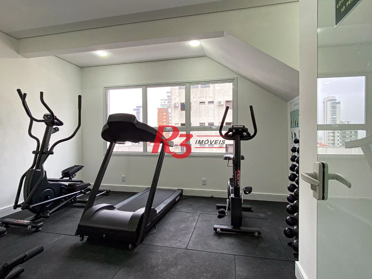 Apartamento à venda, 76 m² por R$ 830.000,00 - Embaré - Santos/SP
