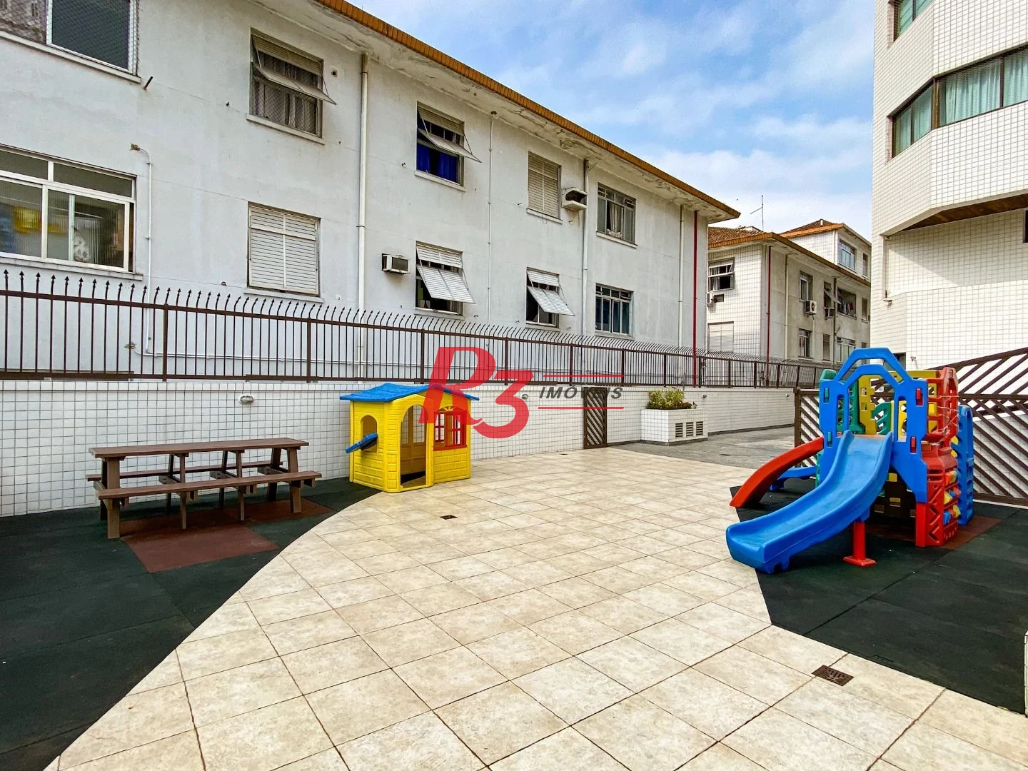 Apartamento com 3 dormitórios à venda, 162 m² por R$ 1.500.000,00 - Boqueirão - Santos/SP