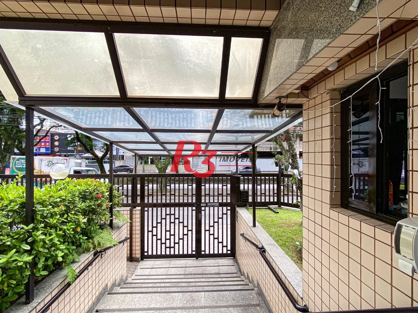 Apartamento com 3 dormitórios à venda, 141 m² por R$ 1.250.000,00 - Pompéia - Santos/SP