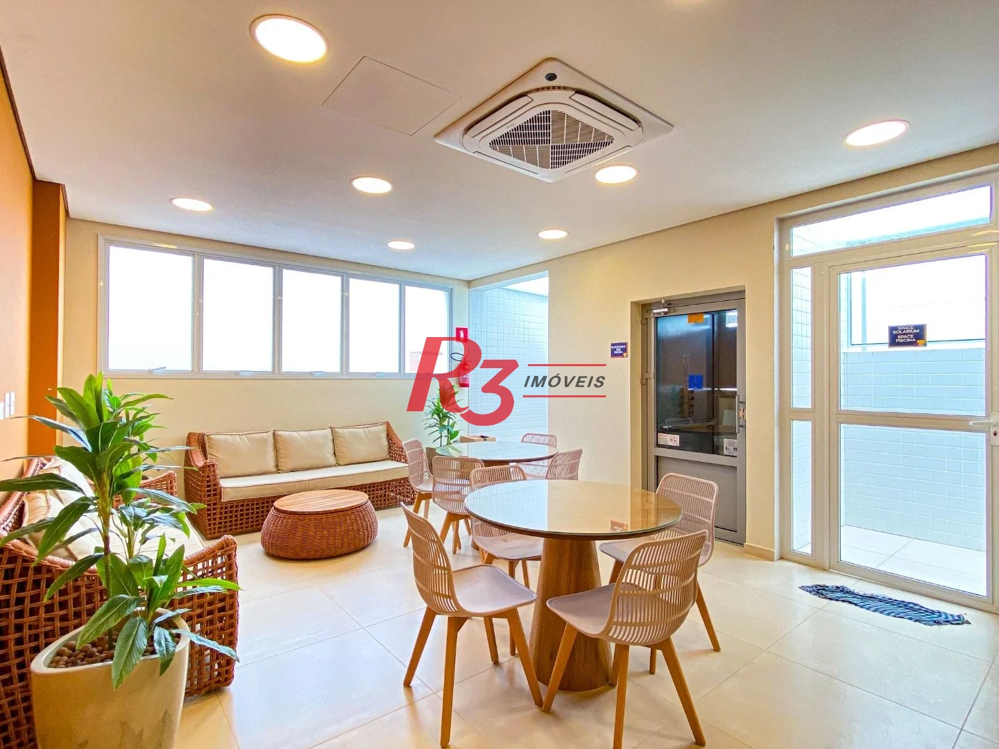 Apartamento com 2 dormitórios para alugar, 69 m² por R$ 5.500,02/mês - Boqueirão - Santos/SP