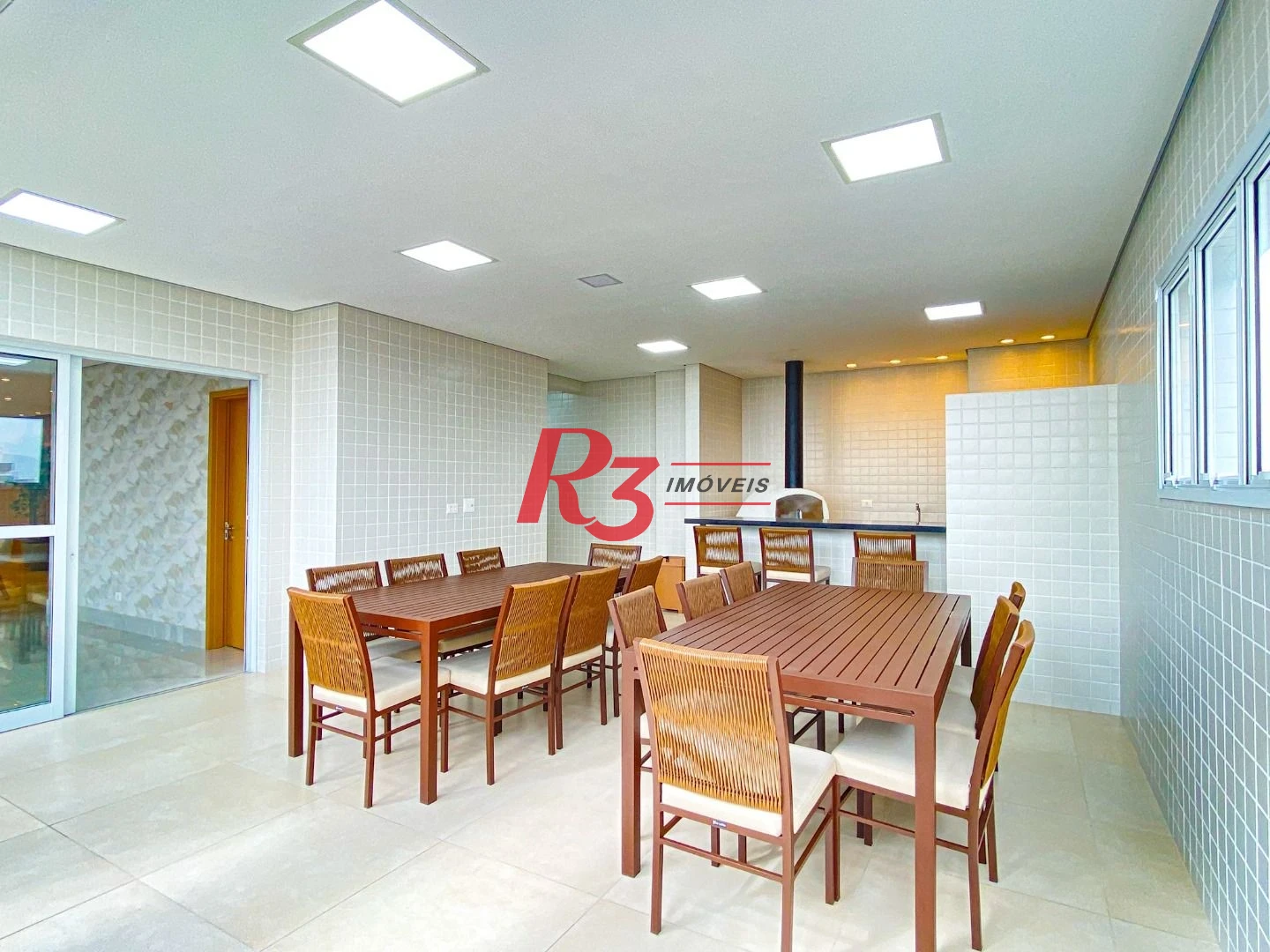 Apartamento com 2 dormitórios para alugar, 69 m² por R$ 5.500,02/mês - Boqueirão - Santos/SP
