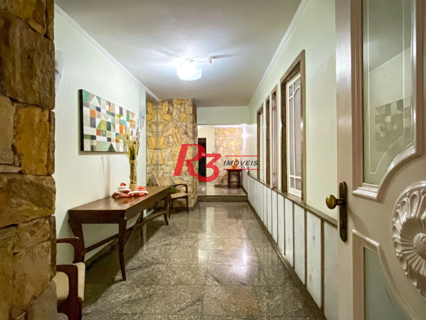 Apartamento com 3 dormitórios para alugar, 121 m² por R$ 5.600,00/mês - Gonzaga - Santos/SP