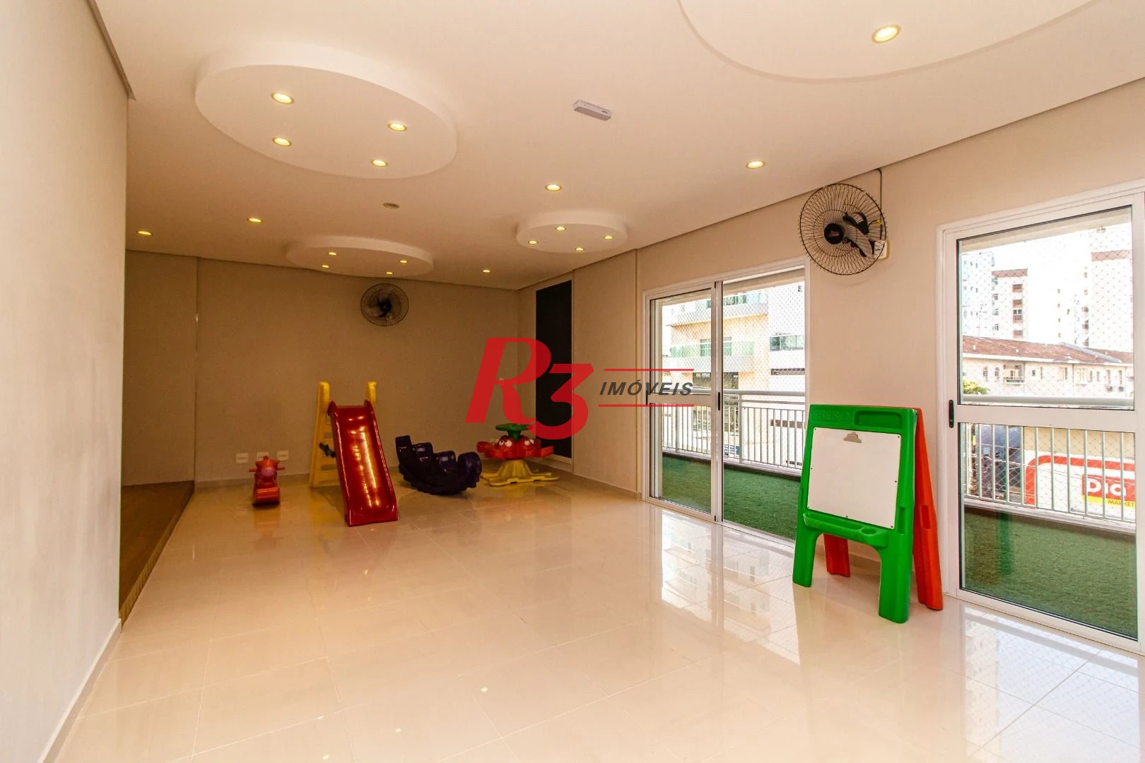Apartamento com 3 dormitórios à venda, 130 m² por R$ 1.740.000,00 - Gonzaga - Santos/SP