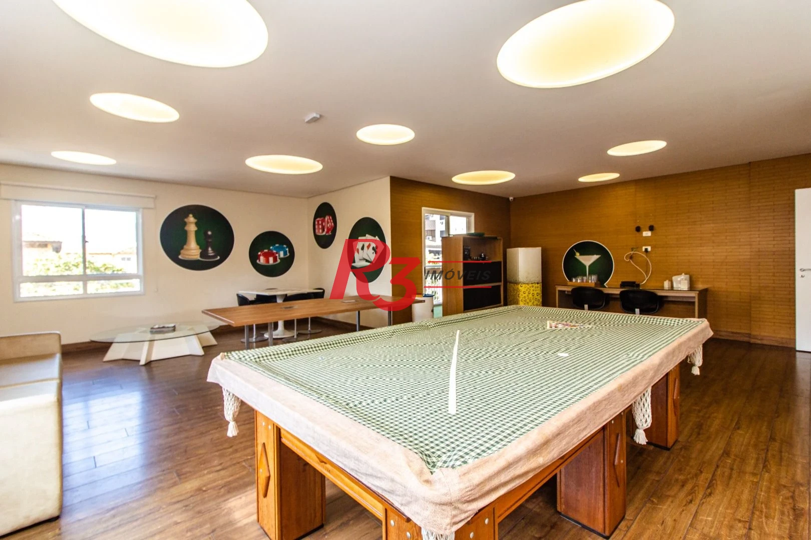 Apartamento com 3 dormitórios à venda, 130 m² por R$ 1.740.000,00 - Gonzaga - Santos/SP