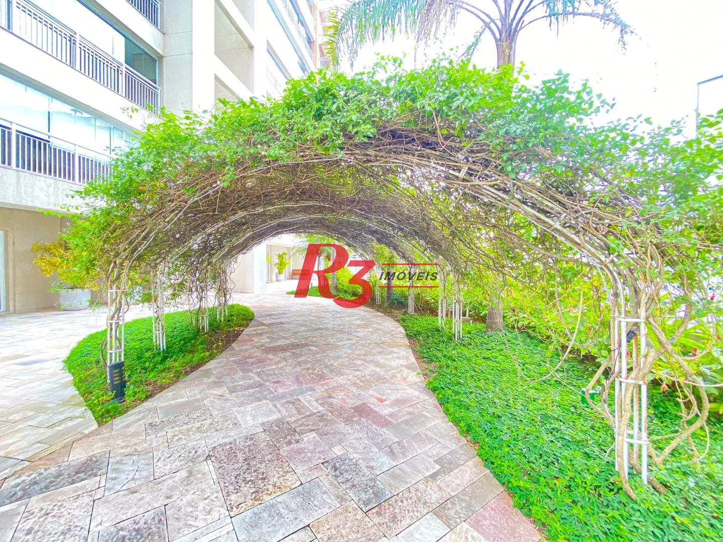 Apartamento com 3 dormitórios à venda, 130 m² por R$ 1.740.000,00 - Gonzaga - Santos/SP