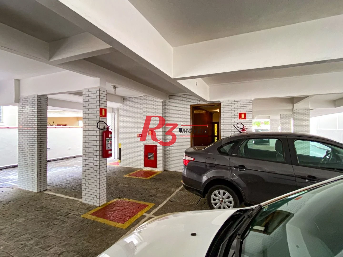 Apartamento com 3 dormitórios à venda, 121 m² por R$ 901.000,00 - Ponta da Praia - Santos/SP