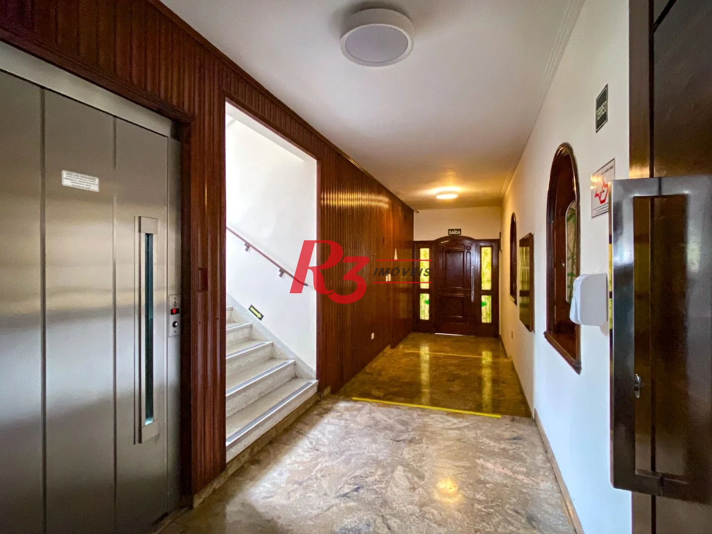 Apartamento com 3 dormitórios à venda, 121 m² por R$ 901.000,00 - Ponta da Praia - Santos/SP