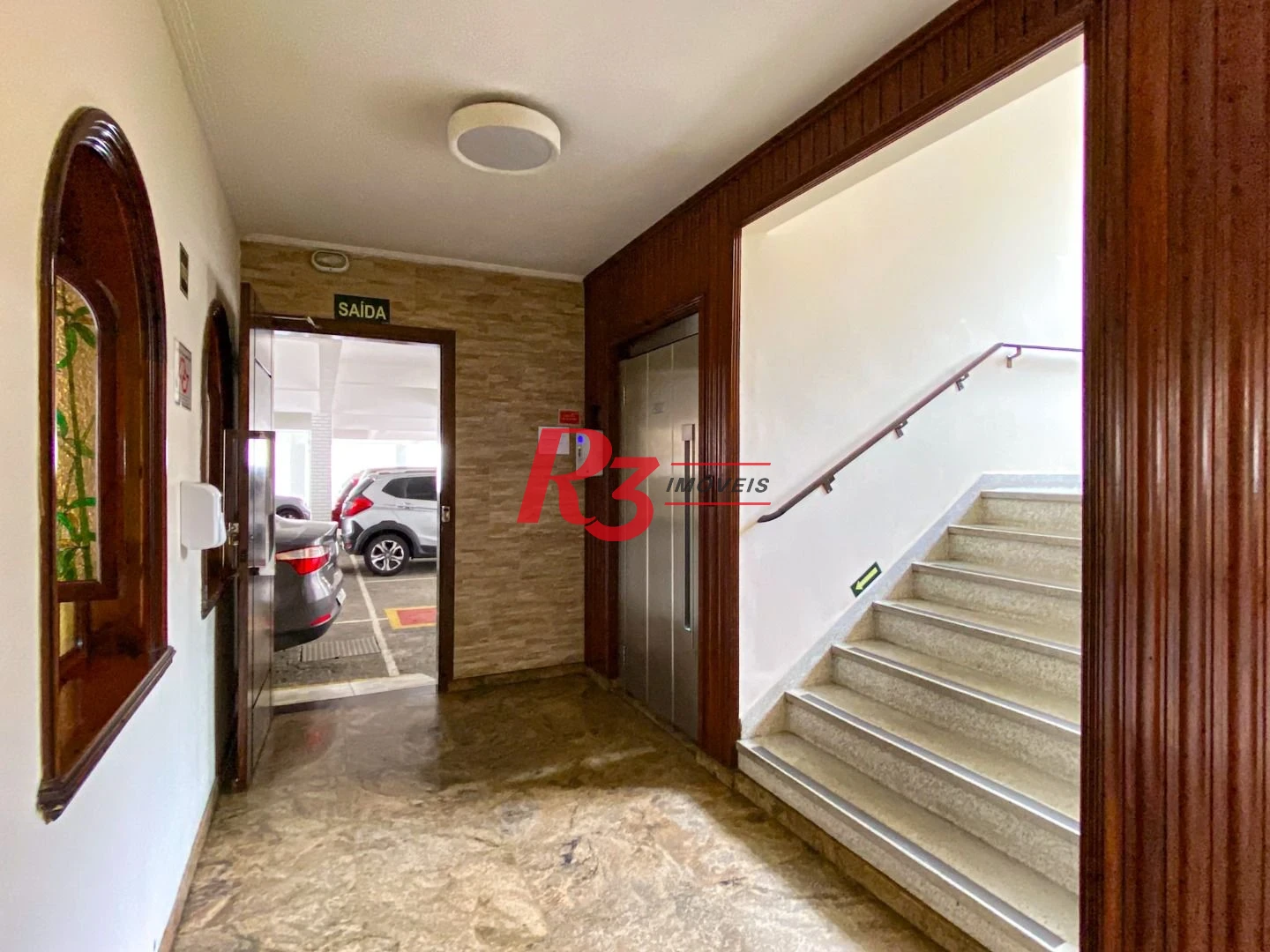 Apartamento com 3 dormitórios à venda, 121 m² por R$ 901.000,00 - Ponta da Praia - Santos/SP