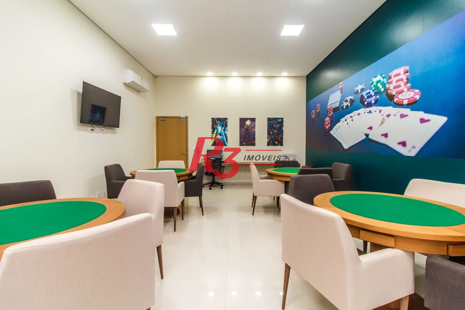 Cobertura com 3 dormitórios, 350 m² - venda por R$ 5.500.000,00 ou aluguel por R$ 42.050,00/mês - Gonzaga - Santos/SP