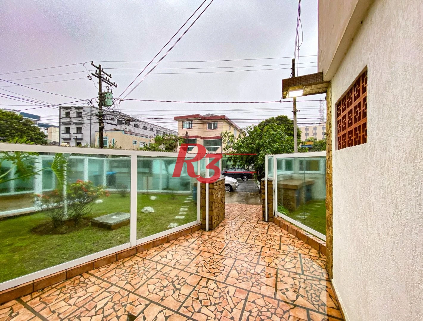 Apartamento com 2 dormitórios à venda, 80 m² por R$ 325.000,00 - Encruzilhada - Santos/SP