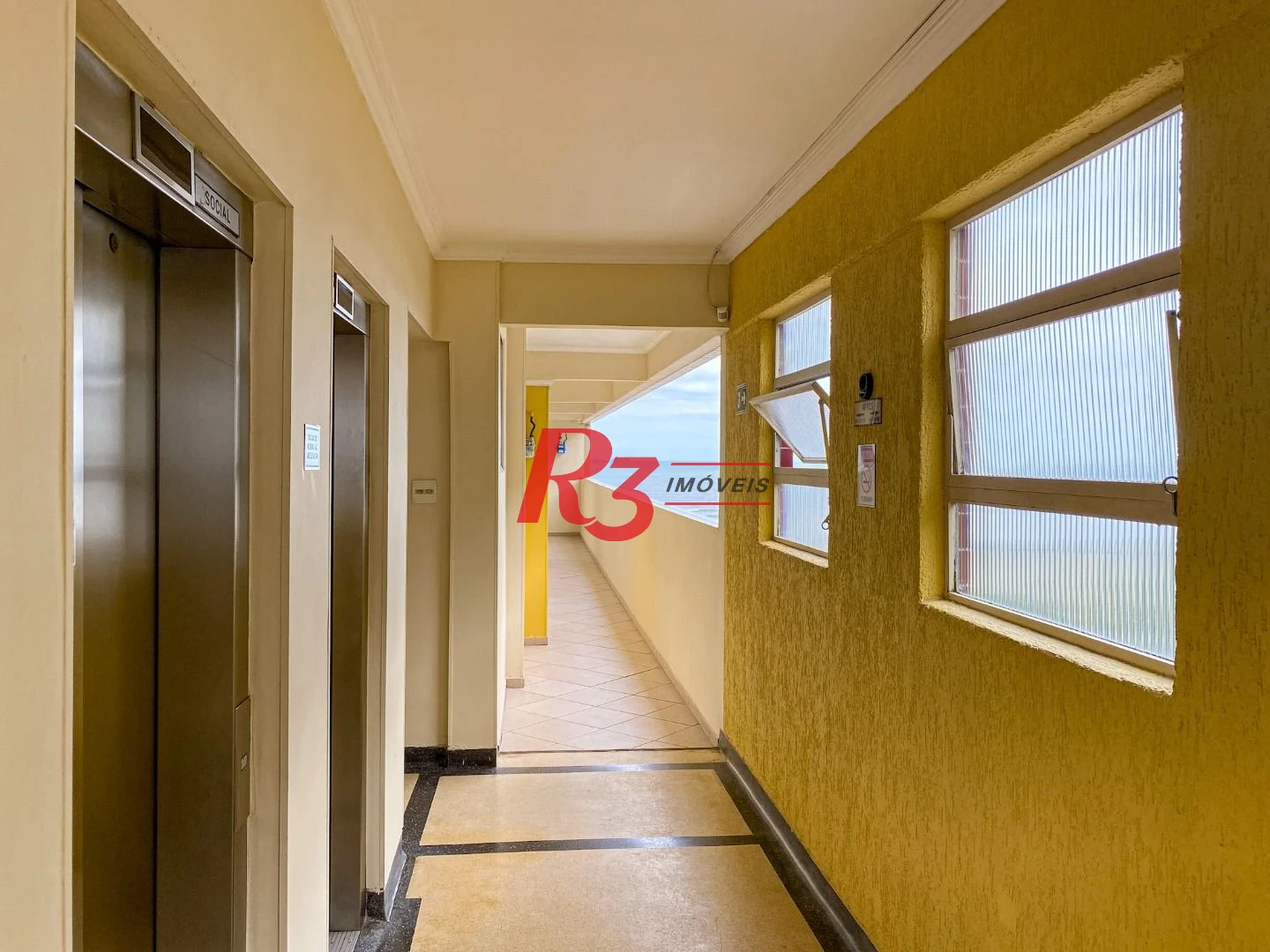 Apartamento com 2 dormitórios à venda, 99,46 m² por R$ 810.000 - Gonzaga - Santos/SP