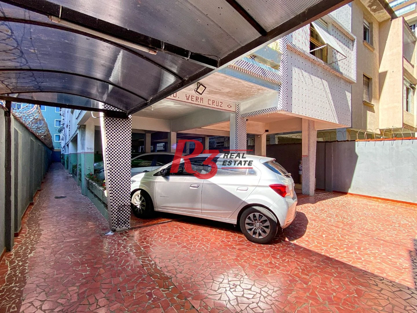 Apartamento com 2 dormitórios à venda, 60 m² por R$ 399.000,00 - Pompéia - Santos/SP
