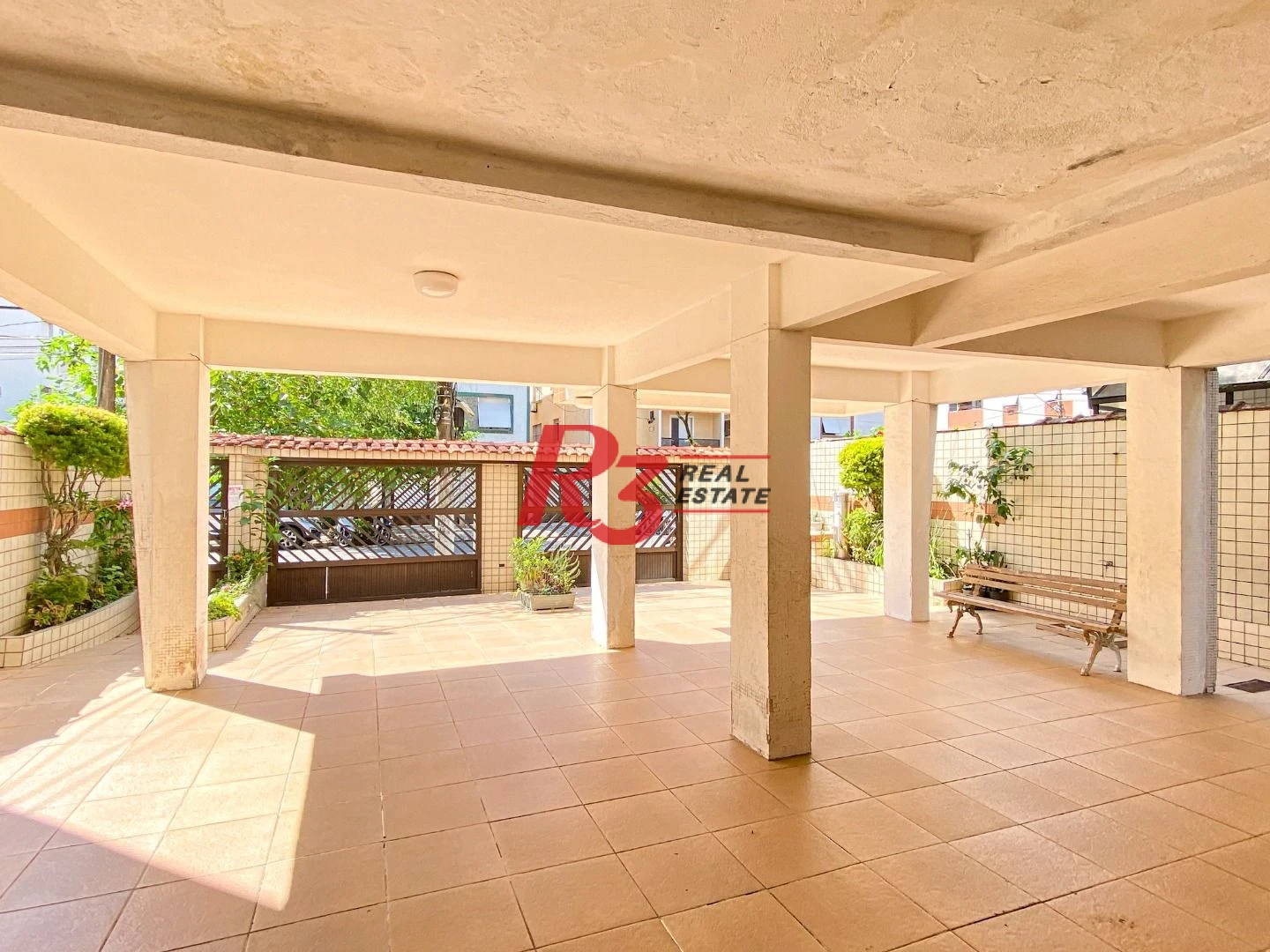 Apartamento com 2 dormitórios à venda, 63 m² por R$ 359.000,00 - Aparecida - Santos/SP