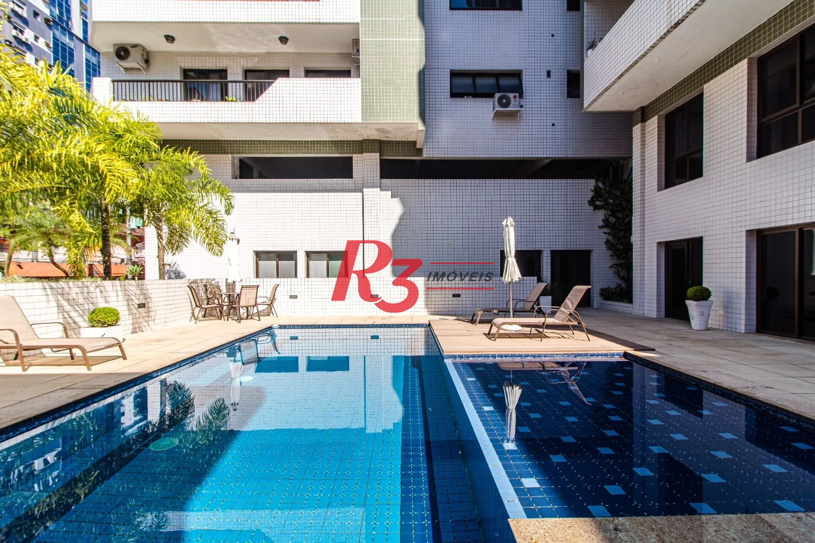 Apartamento com 4 dormitórios à venda, 290 m² por R$ 2.900.000,00 - Boqueirão - Santos/SP