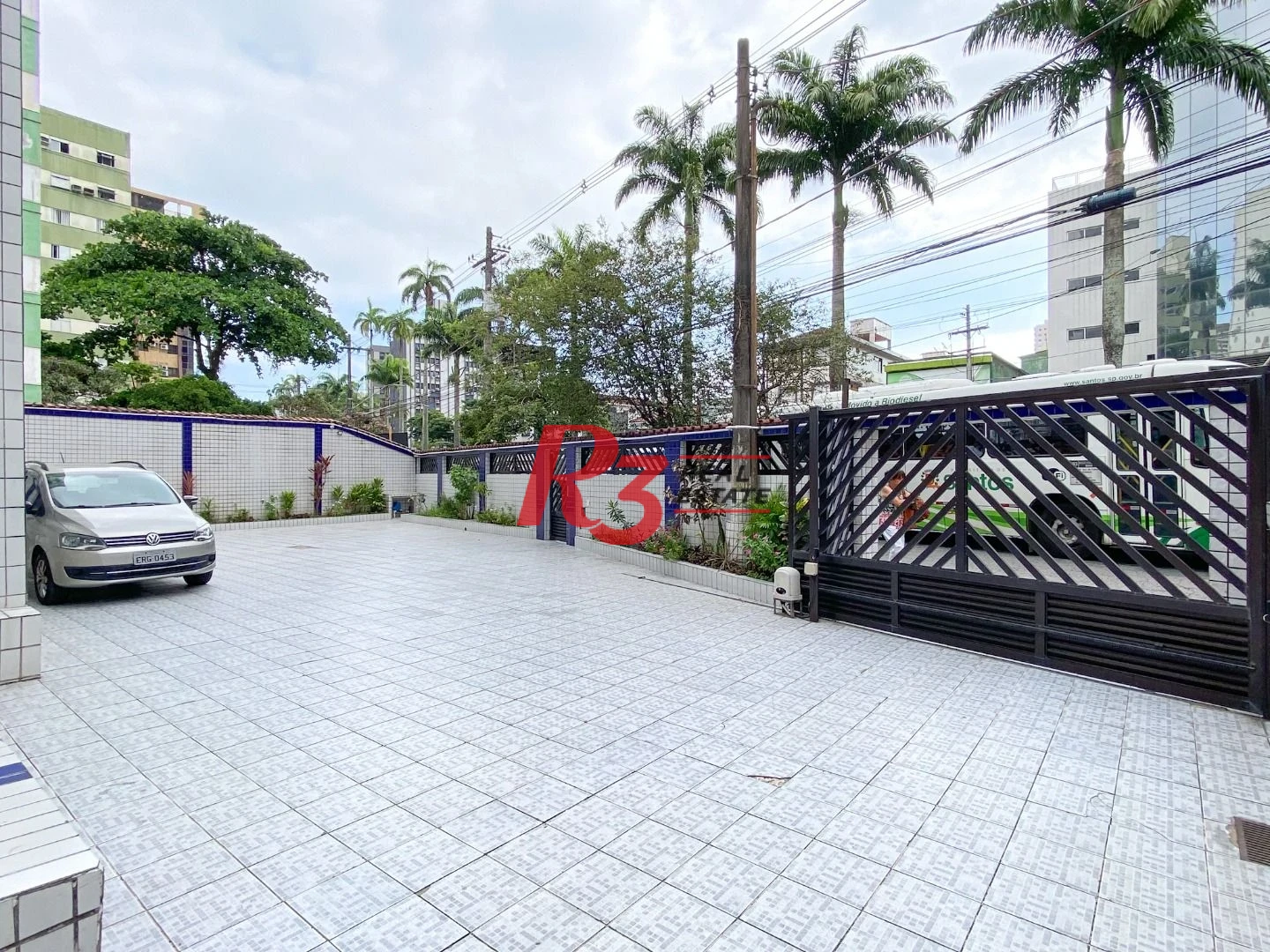 Apartamento com 2 dormitórios à venda, 69 m² por R$ 490.000,00 - Vila Matias - Santos/SP