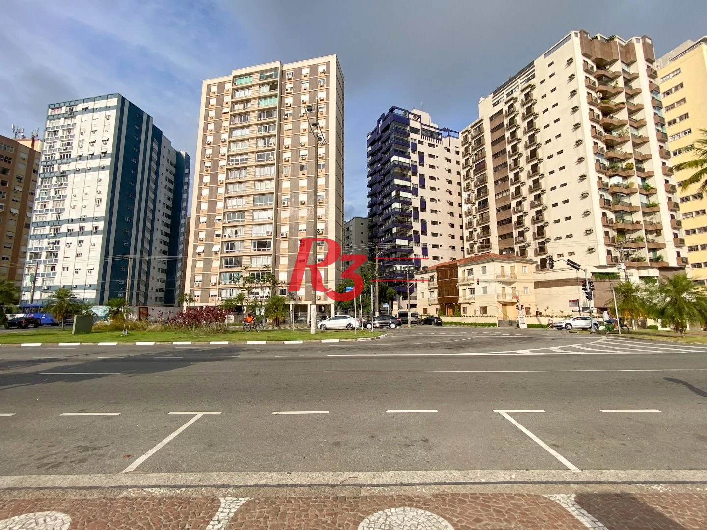 Apartamento com 3 dormitórios à venda, 180 m² por R$ 2.029.000,00 - Ponta da Praia - Santos/SP