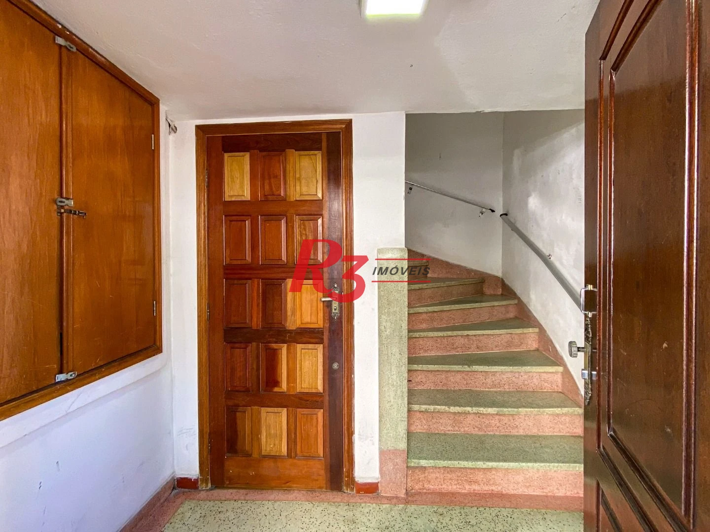 Apartamento com 2 dormitórios à venda, 76 m² por R$ 430.000,00 - Vila Matias - Santos/SP