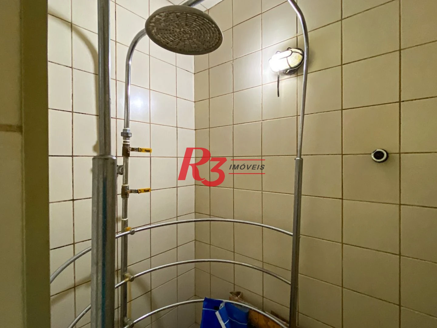 Apartamento com 2 dormitórios para alugar, 59 m² por R$ 4.000,02/mês - Boqueirão - Santos/SP