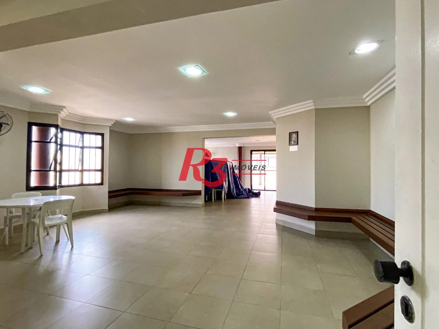 Apartamento com 2 dormitórios para alugar, 59 m² por R$ 4.000,02/mês - Boqueirão - Santos/SP