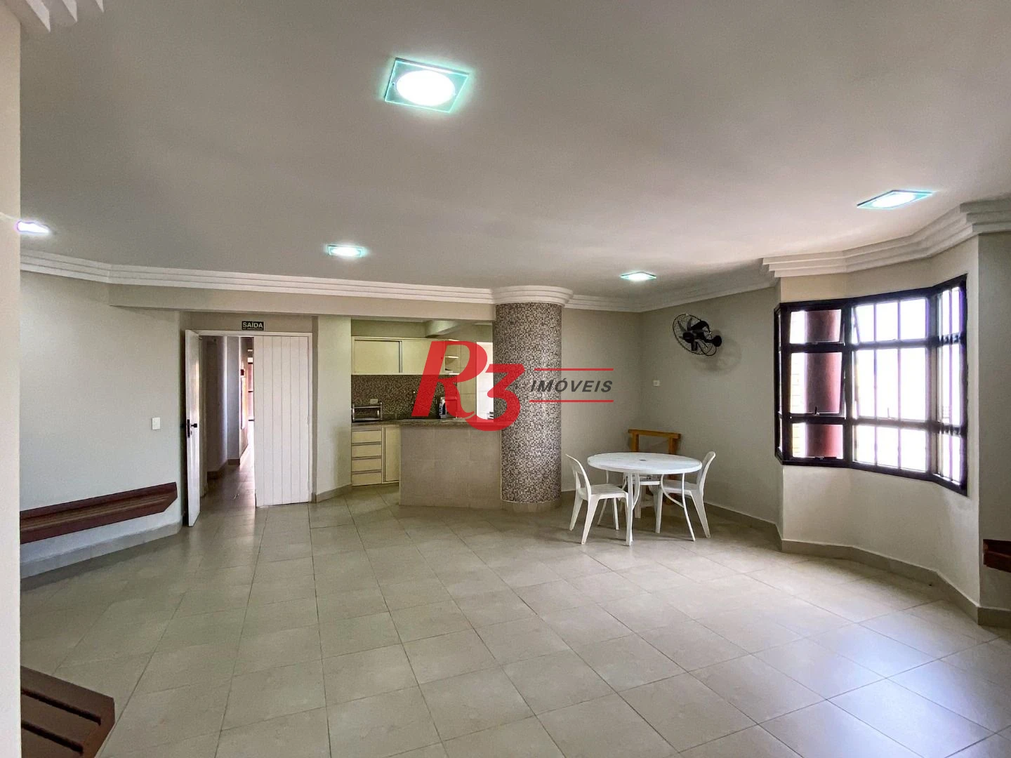 Apartamento com 2 dormitórios para alugar, 59 m² por R$ 4.000,02/mês - Boqueirão - Santos/SP