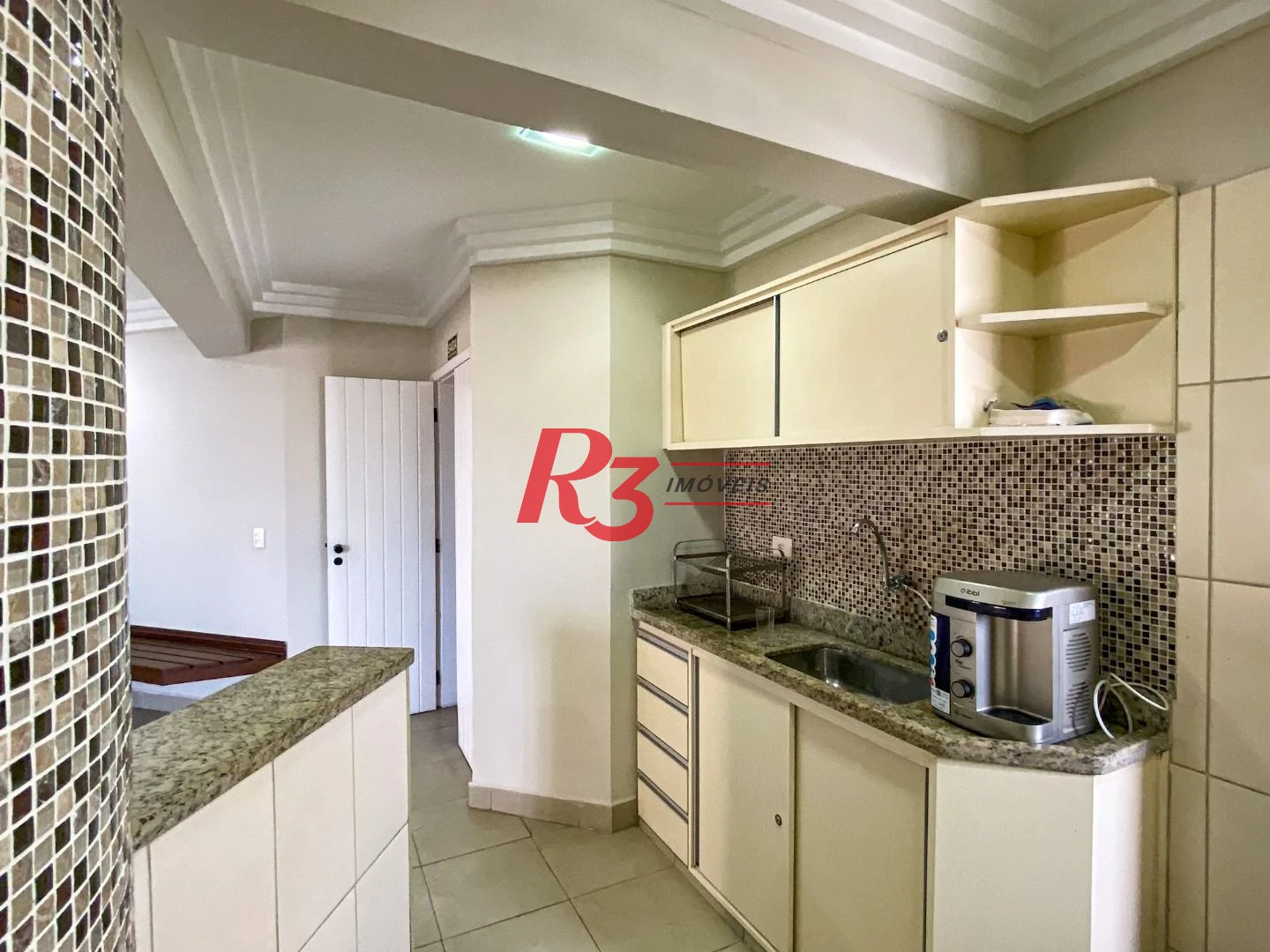 Apartamento com 2 dormitórios para alugar, 59 m² por R$ 4.000,02/mês - Boqueirão - Santos/SP