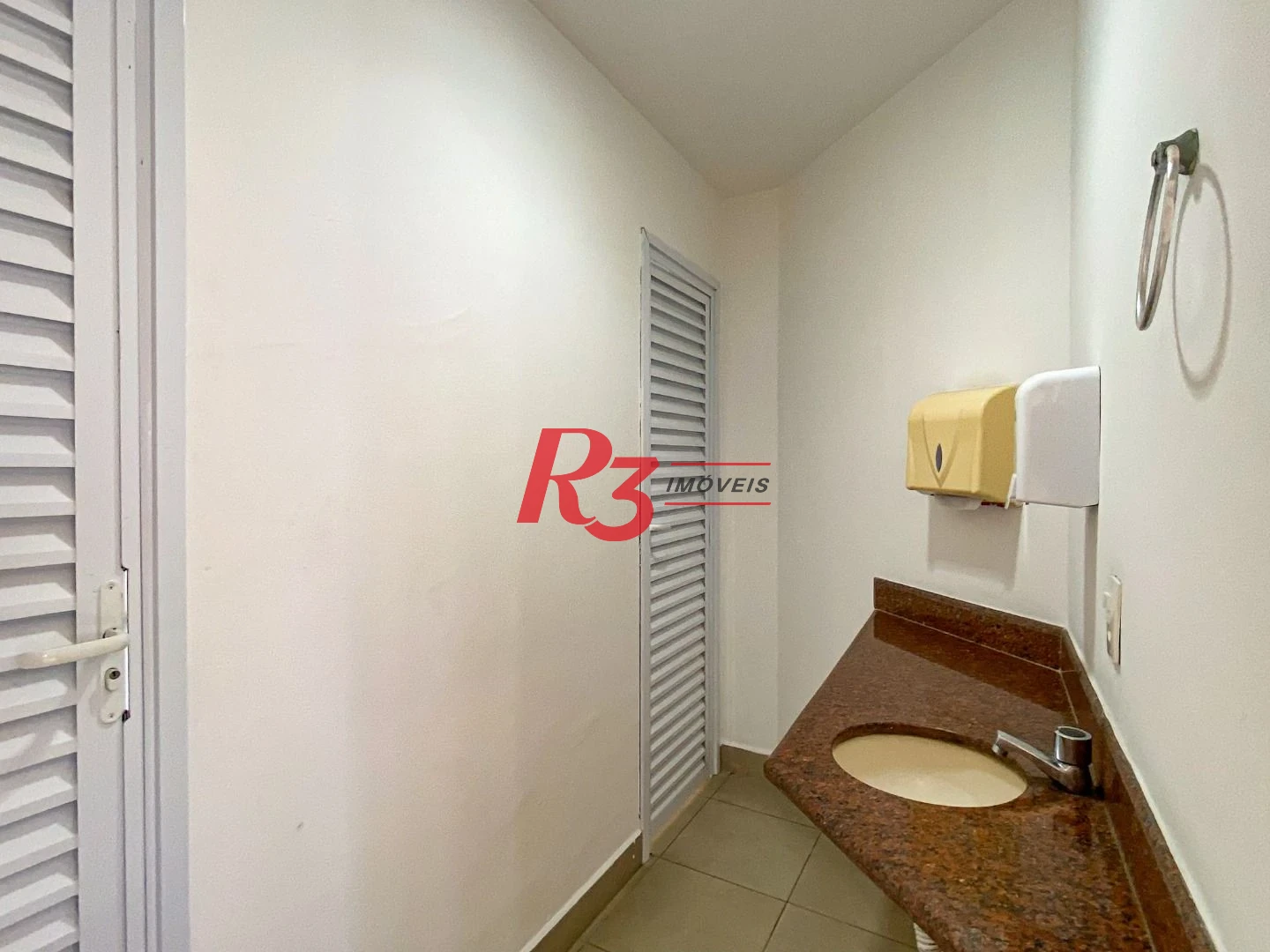 Apartamento com 2 dormitórios para alugar, 59 m² por R$ 4.000,02/mês - Boqueirão - Santos/SP