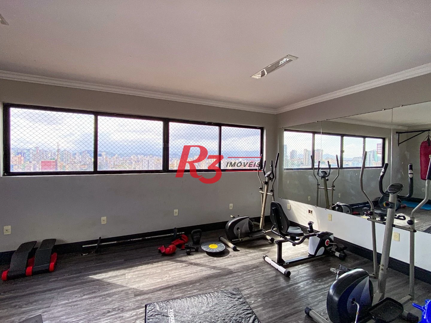 Apartamento com 3 dormitórios à venda, 94 m² por R$ 810.000,00 - Aparecida - Santos/SP