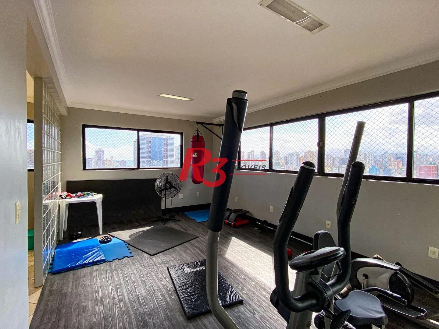 Apartamento com 3 dormitórios à venda, 94 m² por R$ 810.000,00 - Aparecida - Santos/SP