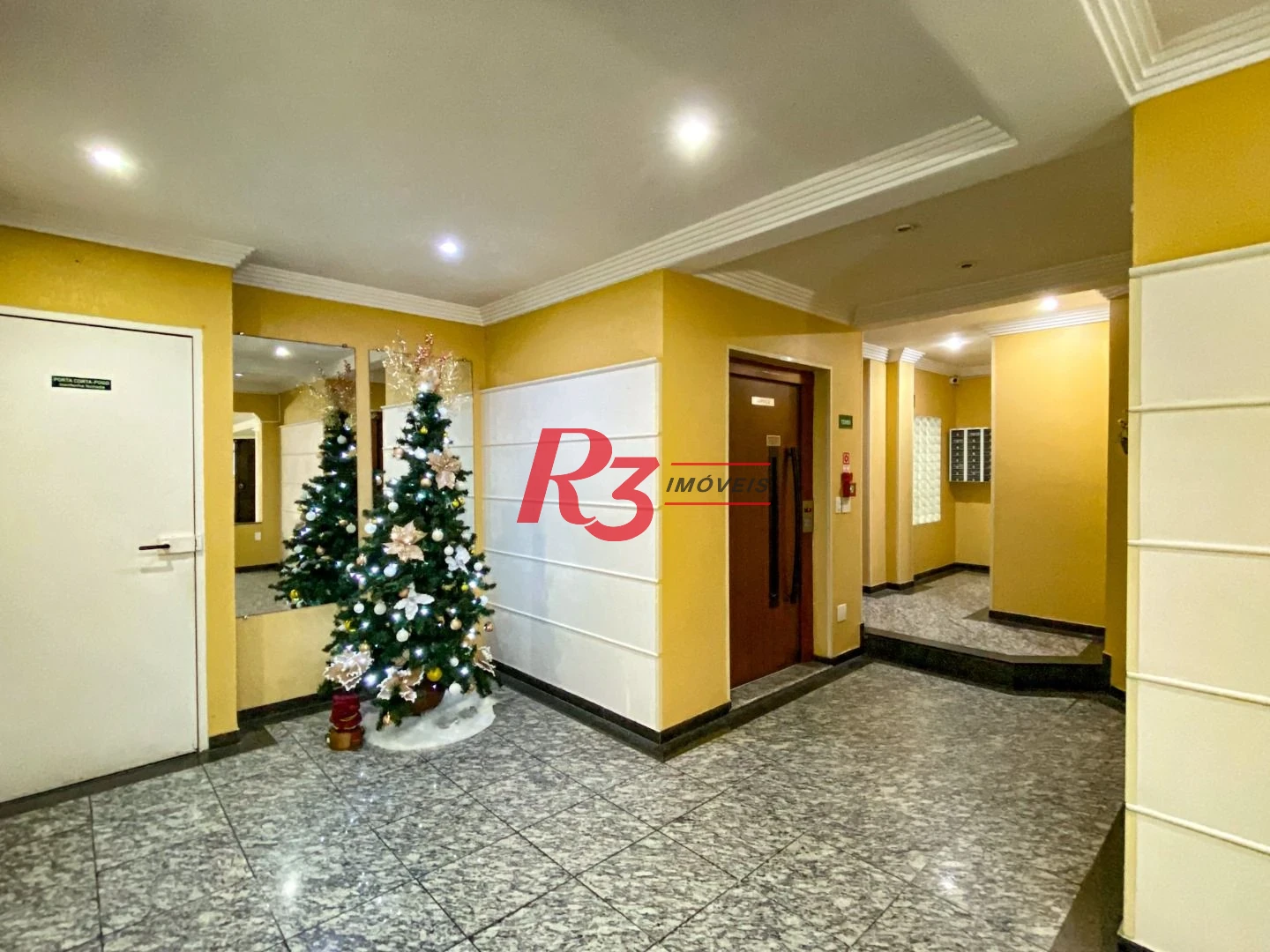 Apartamento com 3 dormitórios à venda, 94 m² por R$ 810.000,00 - Aparecida - Santos/SP