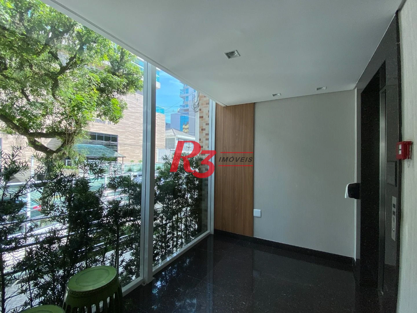 Apartamento com 4 dormitórios à venda, 191 m² - Gonzaga - Santos/SP