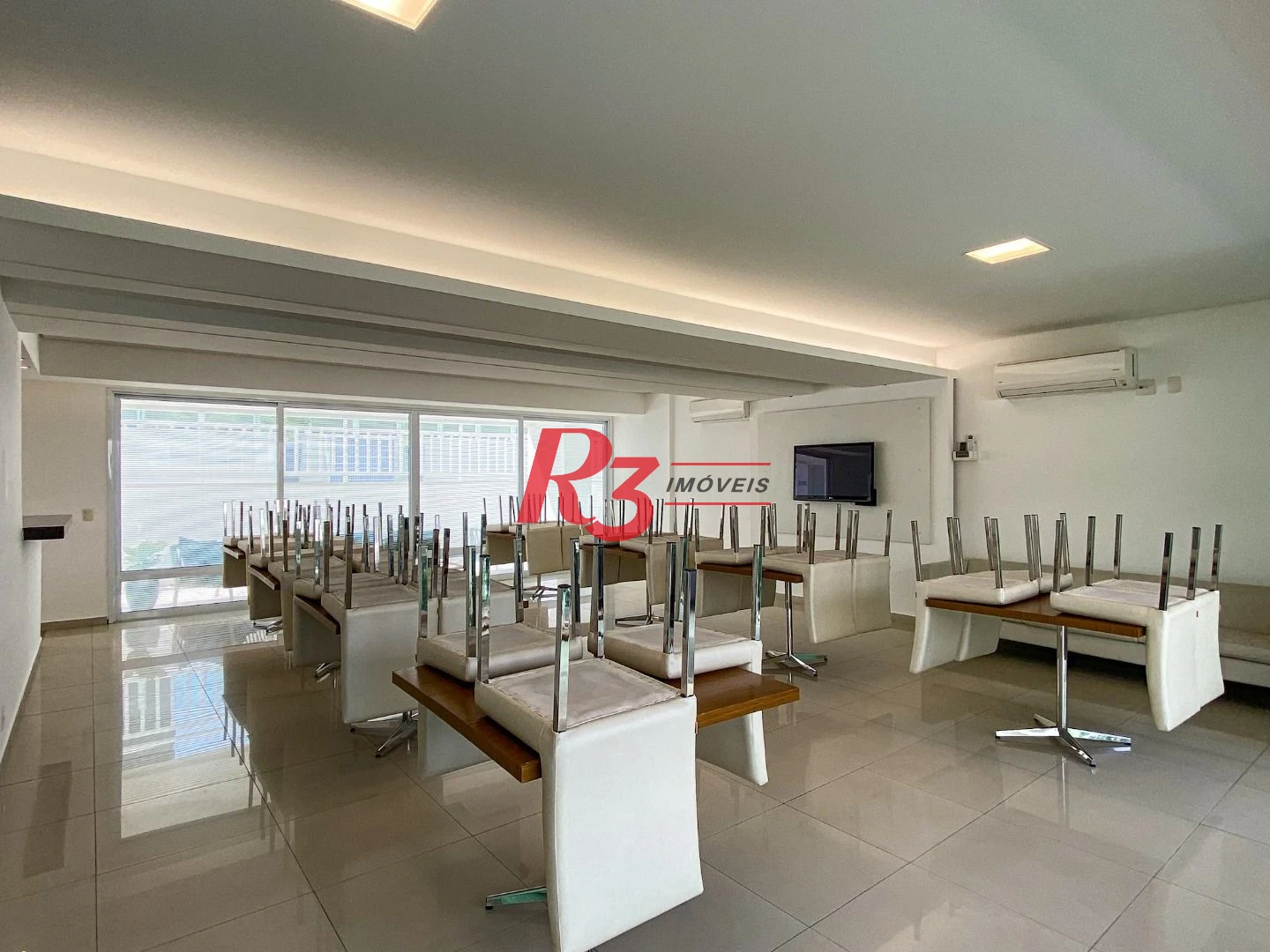 Apartamento com 4 dormitórios à venda, 191 m² - Gonzaga - Santos/SP