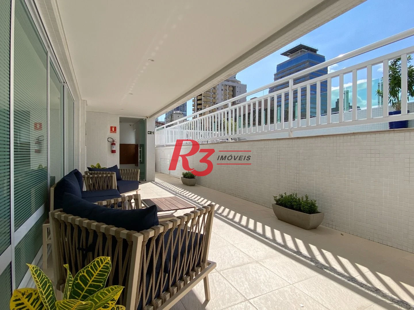 Apartamento com 4 dormitórios à venda, 191 m² - Gonzaga - Santos/SP