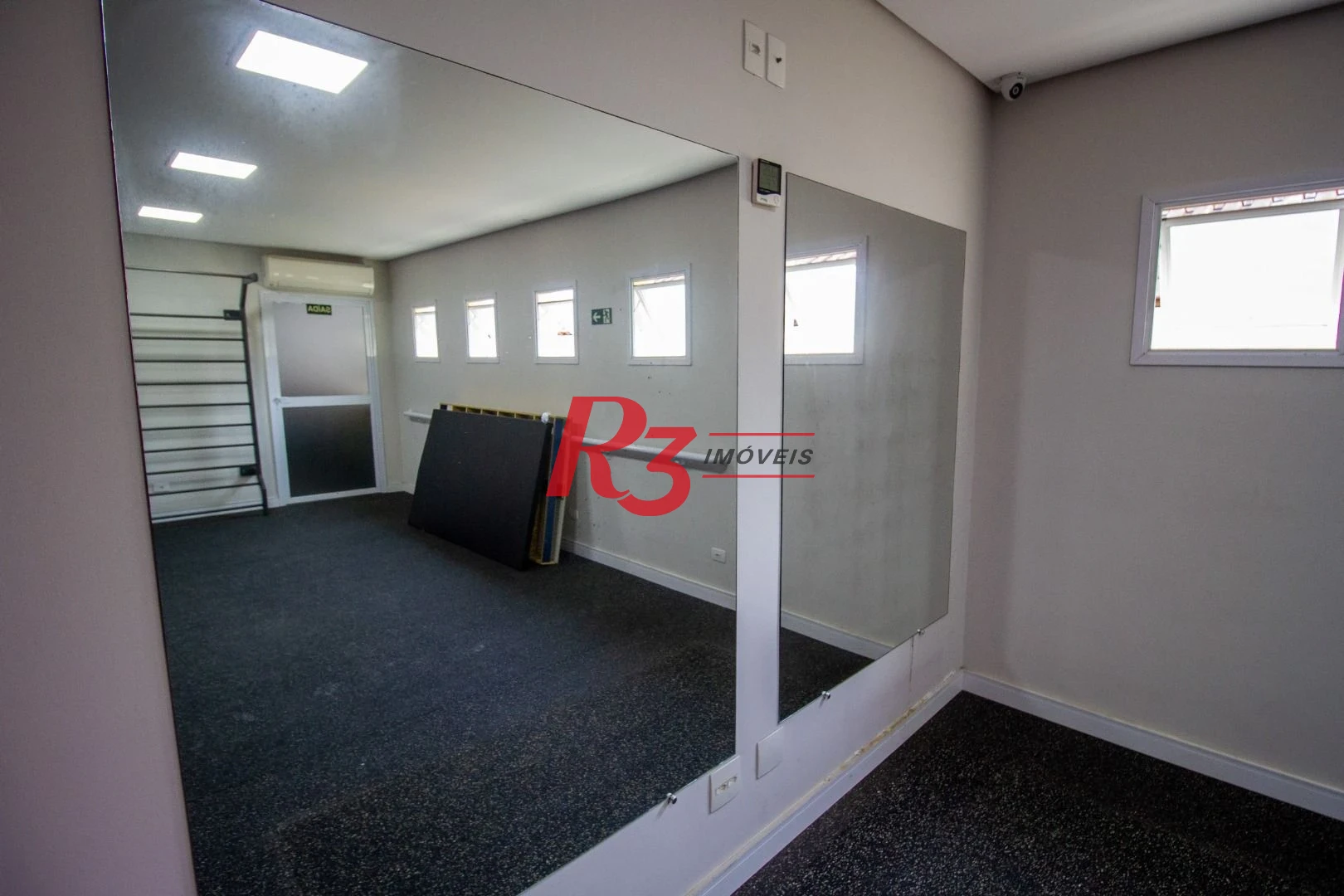 Apartamento com 2 dormitórios à venda, 98 m² por R$ 890.000,00 - Boqueirão - Santos/SP