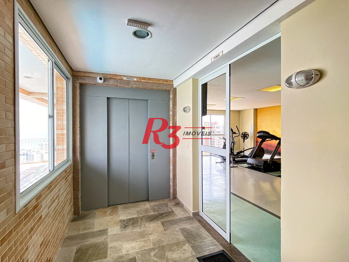 Apartamento com 3 dormitórios para alugar, 94 m² por R$ 7.000,00/mês - Gonzaga - Santos/SP