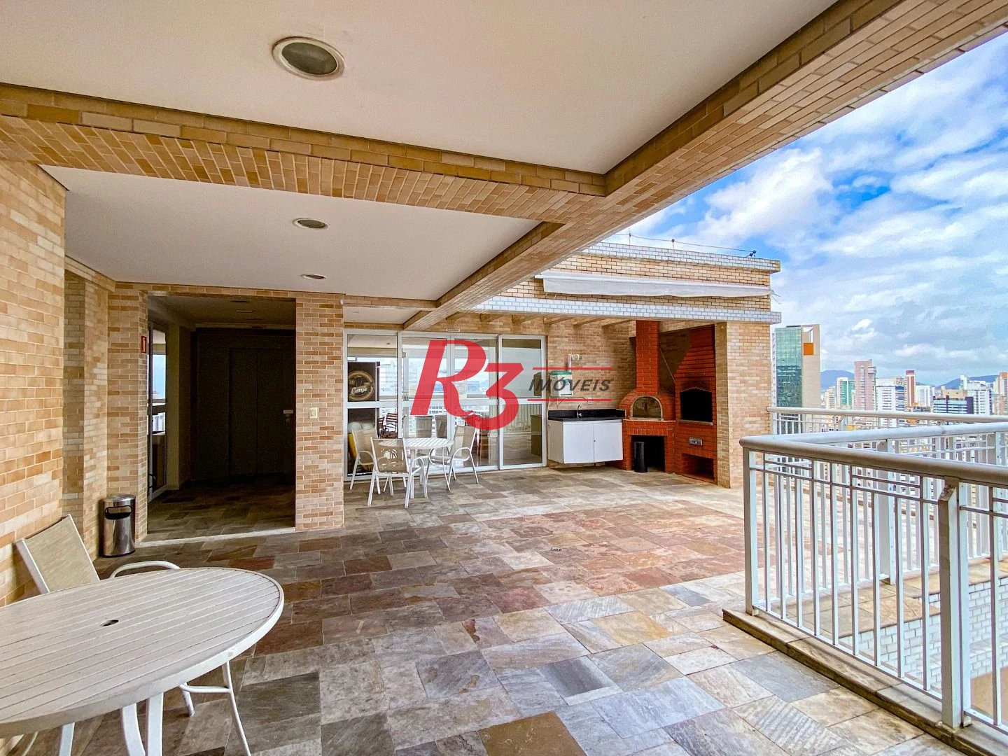 Apartamento com 3 dormitórios para alugar, 94 m² por R$ 7.000,00/mês - Gonzaga - Santos/SP