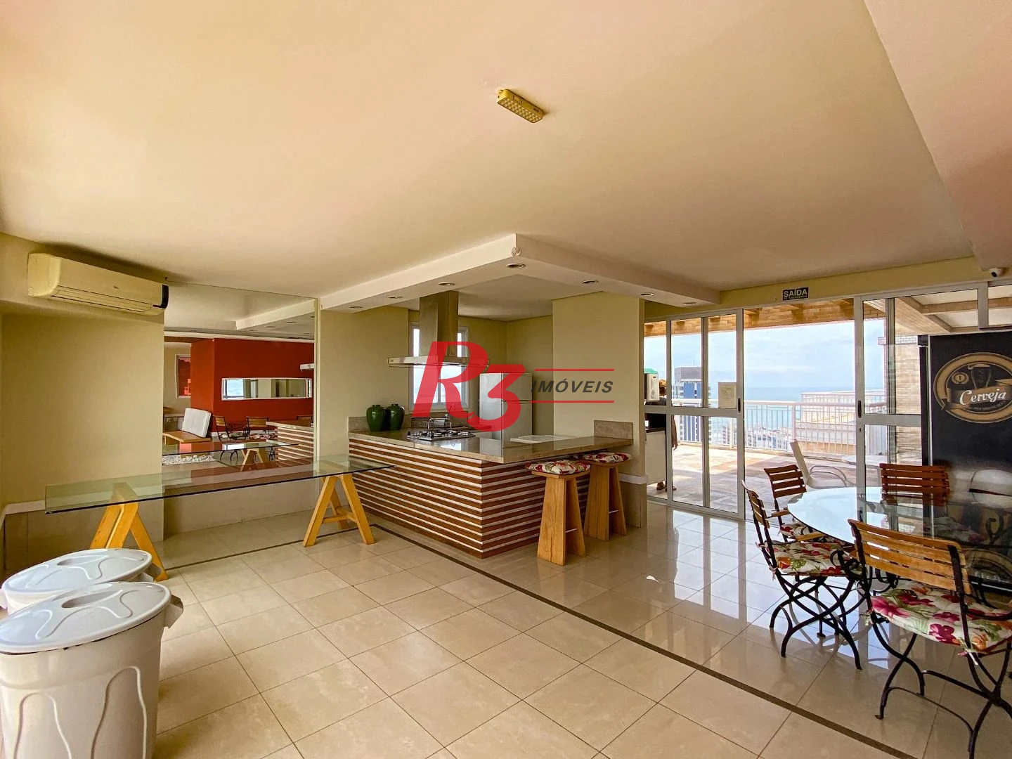 Apartamento com 3 dormitórios para alugar, 94 m² por R$ 7.000,00/mês - Gonzaga - Santos/SP
