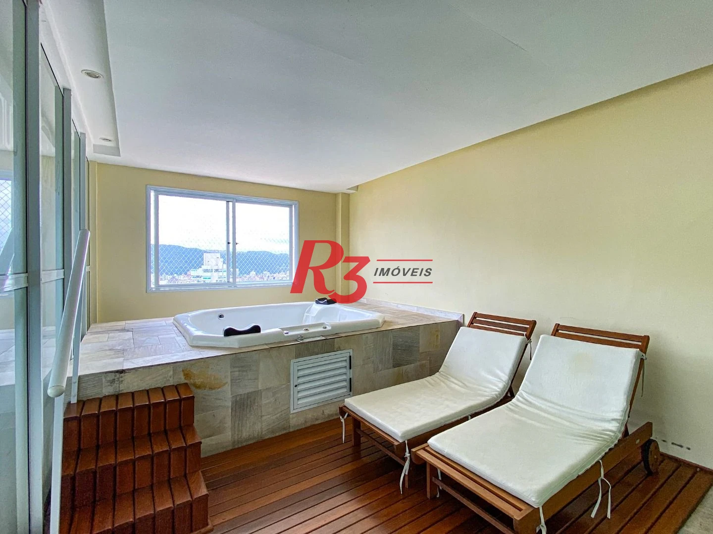 Apartamento com 3 dormitórios para alugar, 94 m² por R$ 7.000,00/mês - Gonzaga - Santos/SP