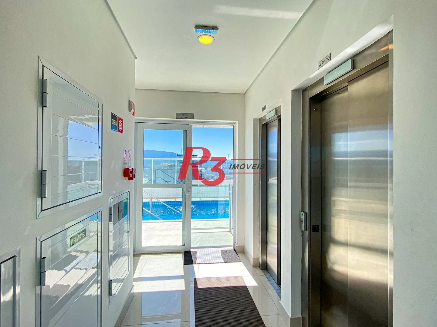 Apartamento com 2 dormitórios à venda, 75 m² por R$ 734.900,00 - Embaré - Santos/SP