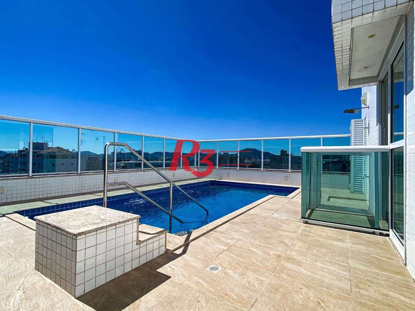 Apartamento com 2 dormitórios à venda, 75 m² por R$ 734.900,00 - Embaré - Santos/SP