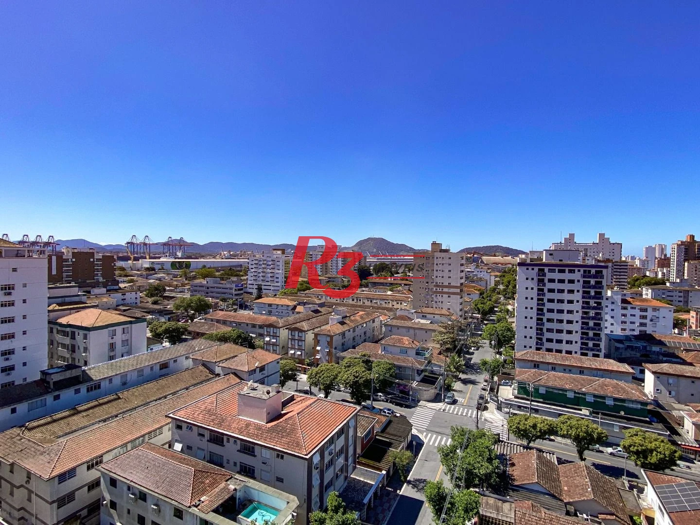 Apartamento com 2 dormitórios à venda, 75 m² por R$ 734.900,00 - Embaré - Santos/SP