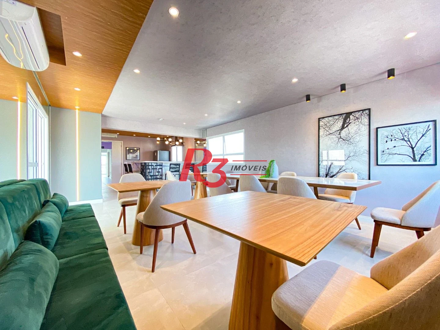 Apartamento com 2 dormitórios à venda, 82 m² por R$ 820.000,00 - Aparecida - Santos/SP