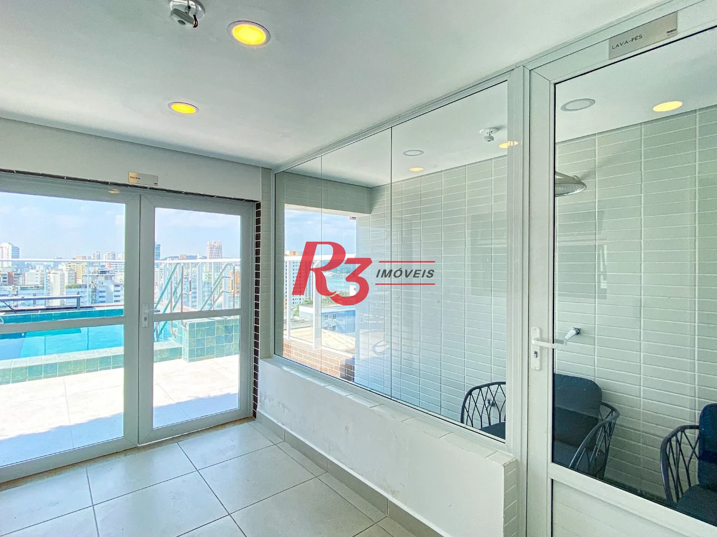 Apartamento com 2 dormitórios à venda, 82 m² por R$ 820.000,00 - Aparecida - Santos/SP