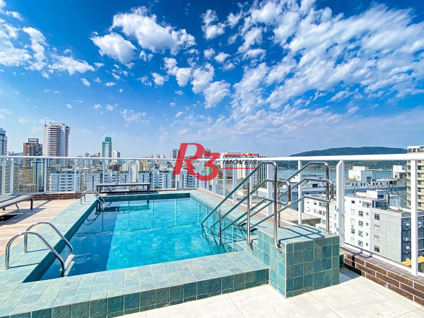 Apartamento com 2 dormitórios à venda, 82 m² por R$ 820.000,00 - Aparecida - Santos/SP