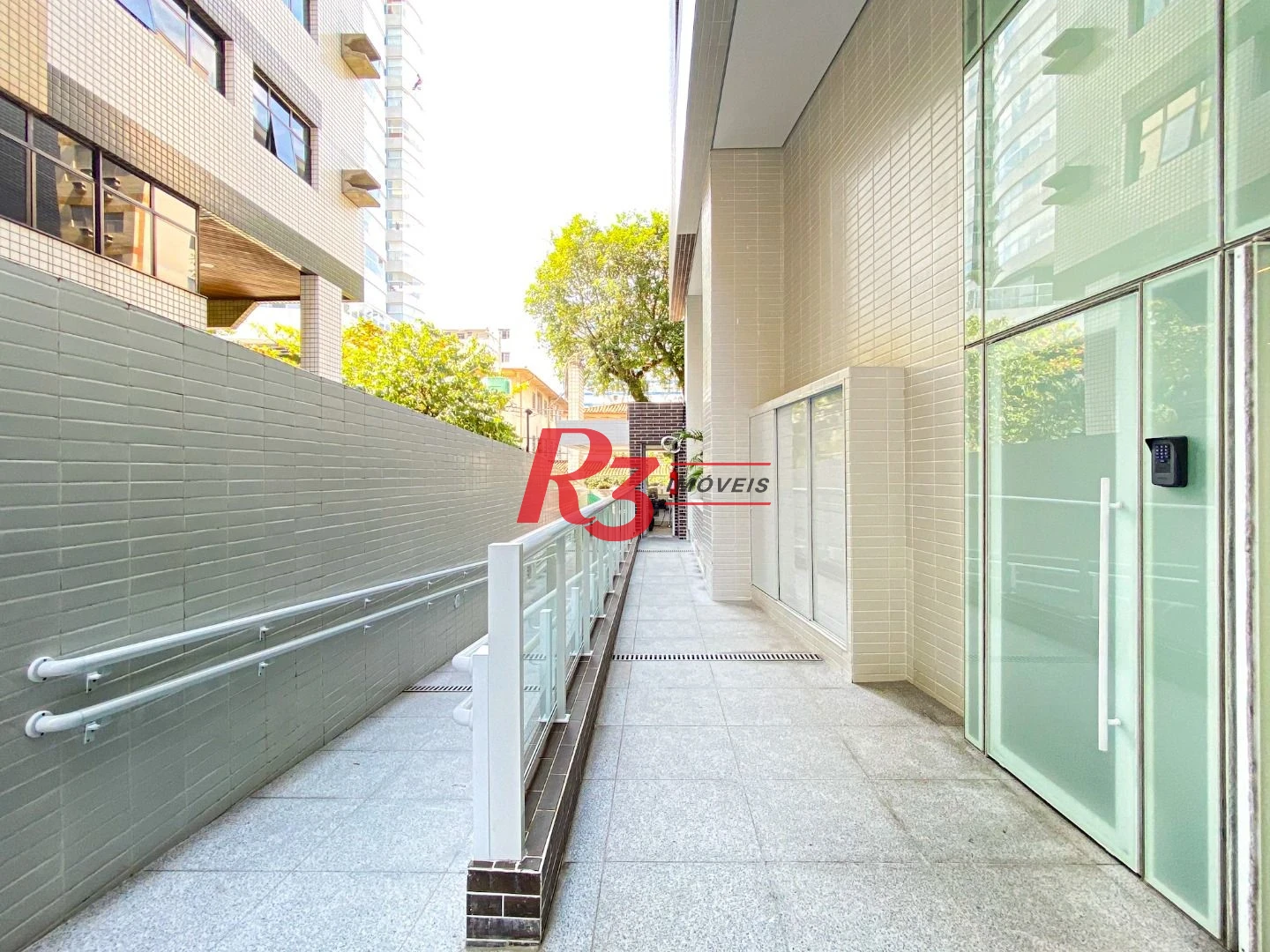 Apartamento com 2 dormitórios à venda, 82 m² por R$ 820.000,00 - Aparecida - Santos/SP
