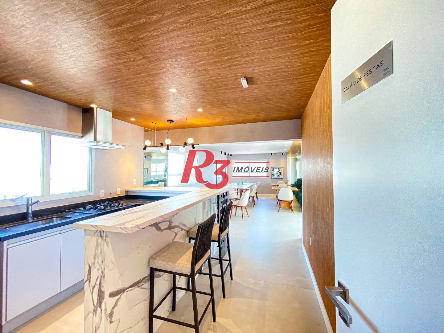 Apartamento com 2 dormitórios à venda, 82 m² por R$ 820.000,00 - Aparecida - Santos/SP