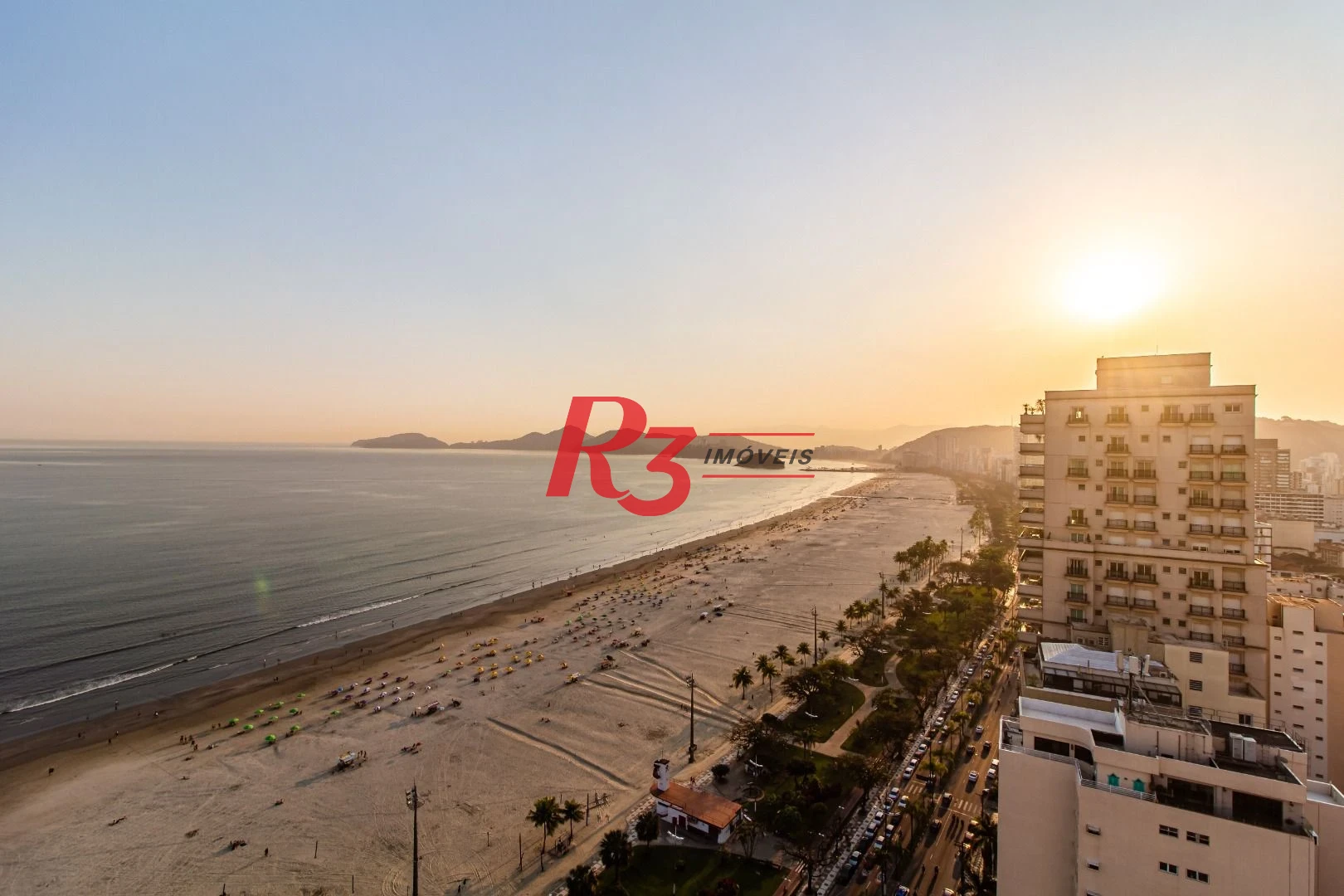 Flat com 2 dormitórios para alugar, 60 m² por R$ 6.000,00/mês - Boqueirão - Santos/SP