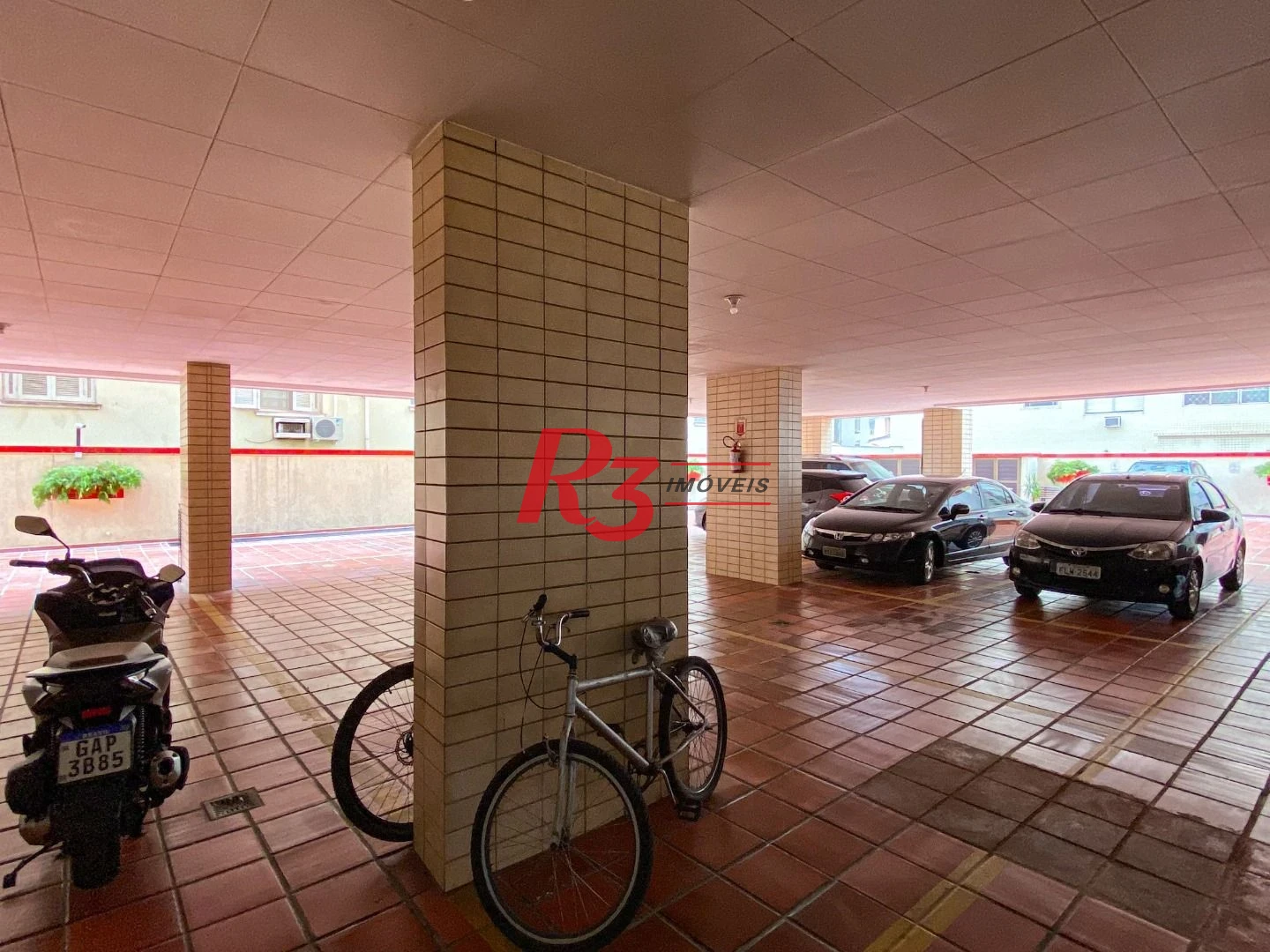 Apartamento com 3 dormitórios à venda, 124 m² por R$ 850.000,00 - Gonzaga - Santos/SP